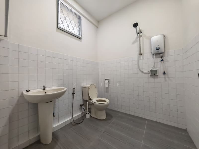 Rumah Berkembar untuk Dijual di Stampin (Kuching) - KC Jee - PropertyGuru.com.my