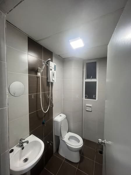 Service Residence for Sale at M3 Residency - Elvis Kok - Bathroom - PropertyGuru.com.my