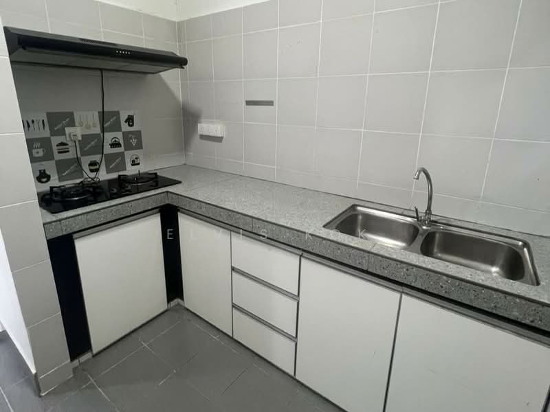 Service Residence for Sale at M3 Residency - Elvis Kok - Kitchen - PropertyGuru.com.my