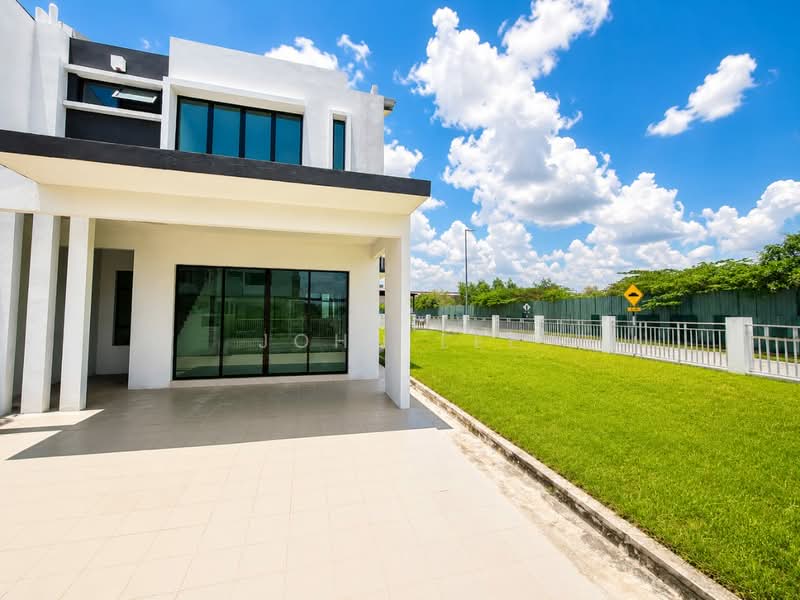 2-storey Terraced House for Sale in Lakeside Residences (Puchong) - John Lee - Exterior - PropertyGuru.com.my