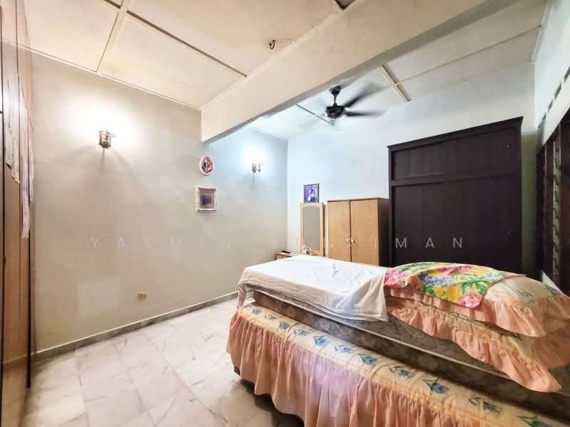1-storey Terraced House for Sale in Semenyih (Selangor) - Yasmin Sulaiman - Bedroom - PropertyGuru.com.my