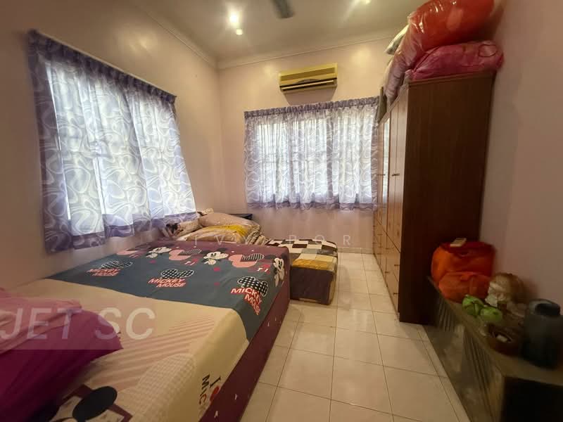 2-storey Terraced House for Sale in Taman Raja Nong (Klang) - Ivy Por - Bedroom - PropertyGuru.com.my