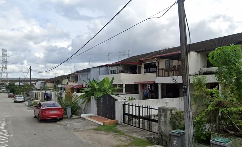2.5-storey Terraced House for Sale in Taman Pelangi (Johor Bahru) - Steve Tey - Exterior - PropertyGuru.com.my