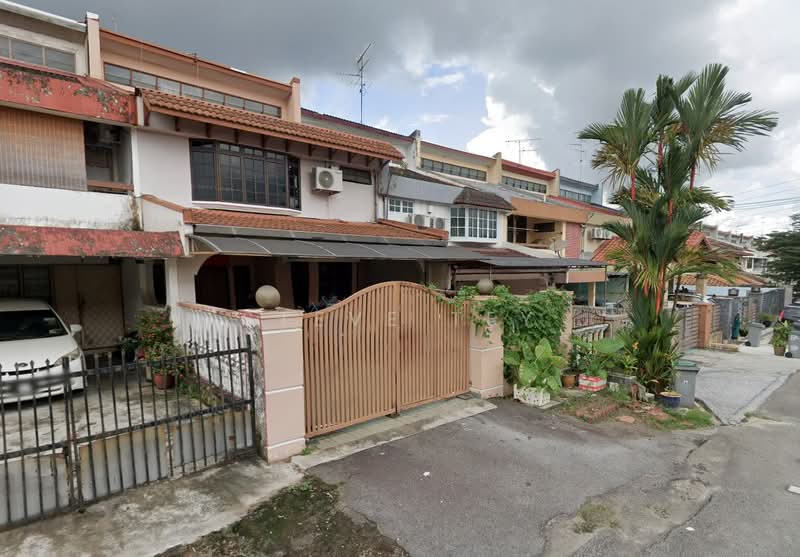 2.5-storey Terraced House for Sale in Taman Pelangi (Johor Bahru) - Steve Tey - Exterior - PropertyGuru.com.my
