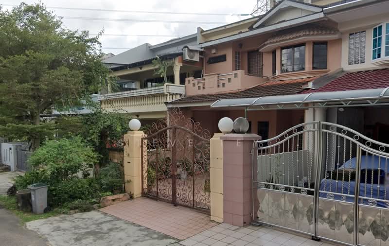 2.5-storey Terraced House for Sale in Taman Pelangi (Johor Bahru) - Steve Tey - Exterior - PropertyGuru.com.my