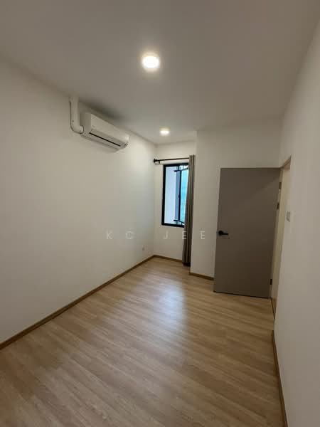 Apartment for Sale at Vantage Residence - KC Jee - PropertyGuru.com.my