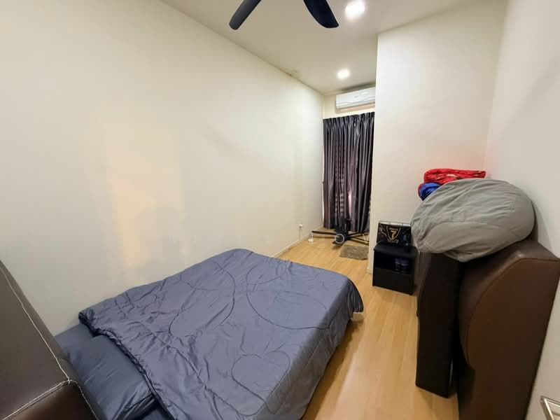 2-storey Terraced House for Sale in Bandar Country Homes (Rawang) - Alice Low - Bedroom - PropertyGuru.com.my