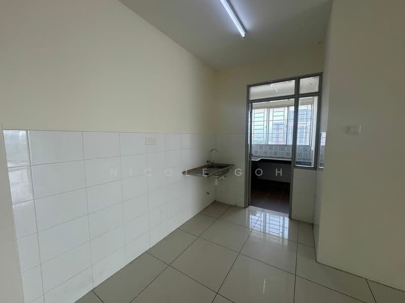 Kondominium untuk Disewa di Platinum Lake PV 20 - Nicole Goh - Kitchen - PropertyGuru.com.my