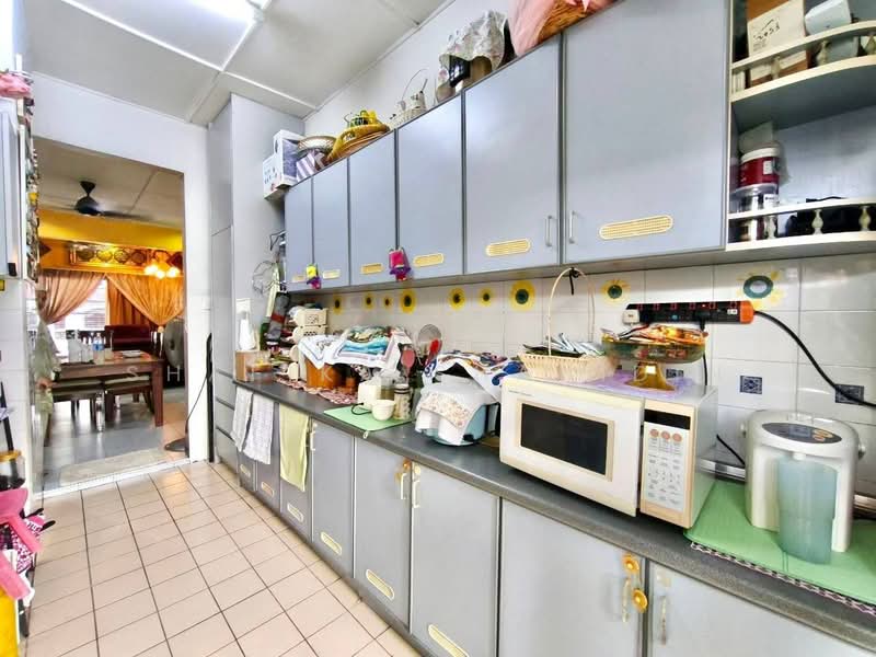 Pangsapuri untuk Dijual di Casa Venicia Apartment - Shafika Shahidin - Kitchen - PropertyGuru.com.my
