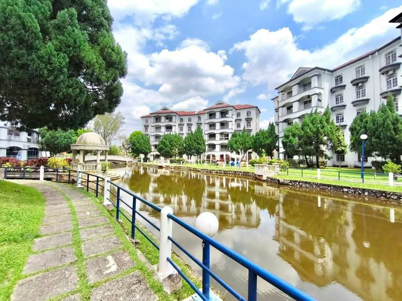 Pangsapuri untuk Dijual di Casa Venicia Apartment - Shafika Shahidin - Exterior - PropertyGuru.com.my