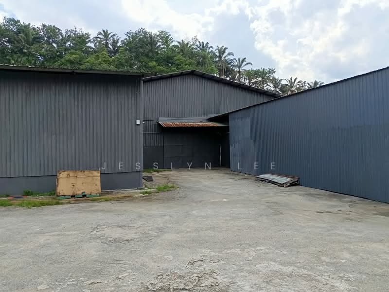 Kilang untuk Disewa di Kampung Sungai Lalang (Semenyih) - Jesslyn Lee - Exterior - PropertyGuru.com.my