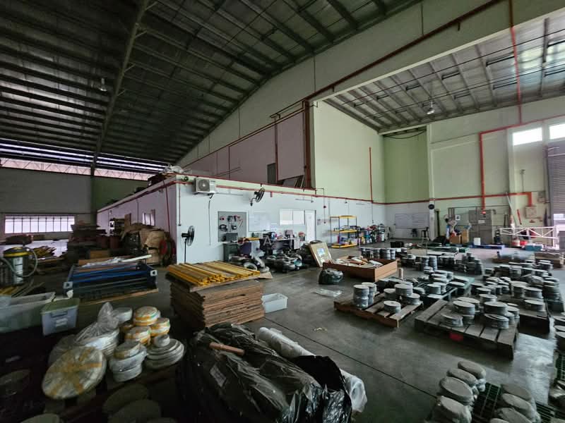 Kilang untuk Disewa di Taman Desa Cemerlang (Ulu Tiram) - Guan . - Interior - PropertyGuru.com.my