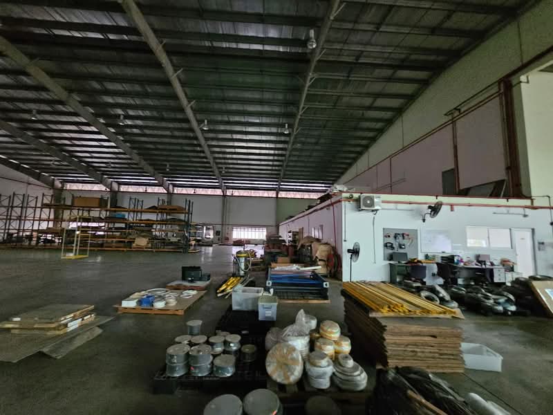 Kilang untuk Disewa di Taman Desa Cemerlang (Ulu Tiram) - Guan . - Interior - PropertyGuru.com.my