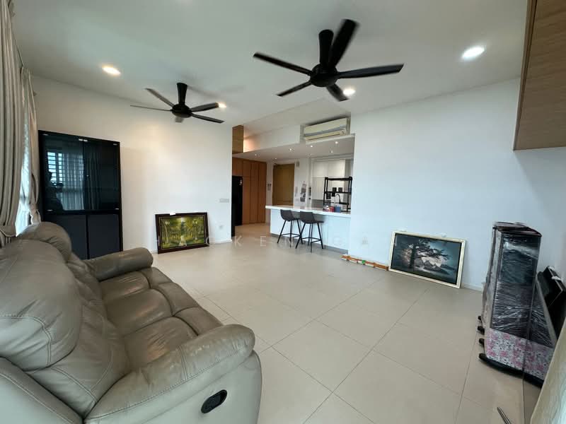Servis Apartment untuk Dijual di Cantara Residences - Hacken Gan - Living Room - PropertyGuru.com.my