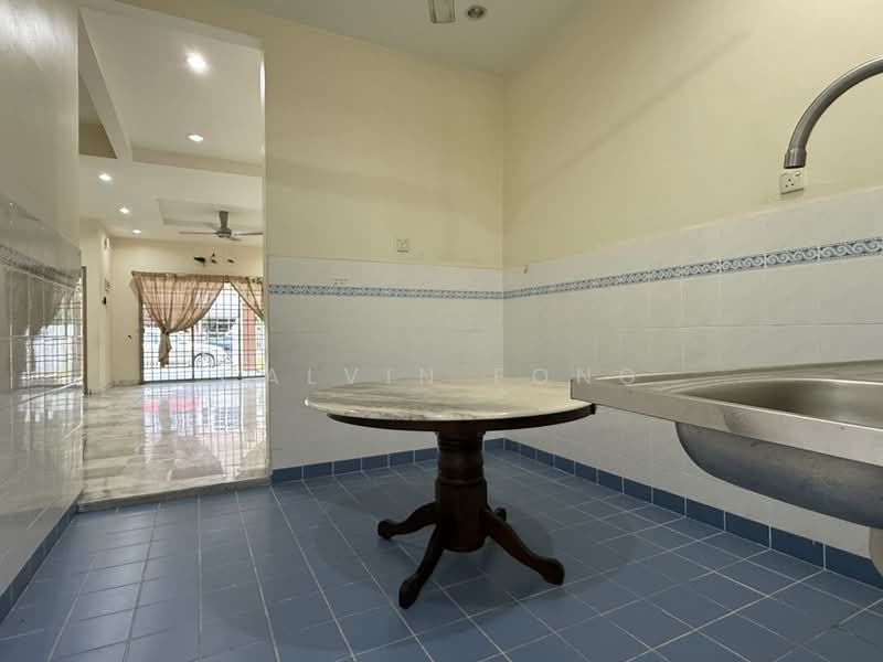 2-storey Terraced House for Rent in Bandar Laguna Merbok (Sungai Petani) - Calvin Fong - Part of dining area - PropertyGuru.com.my