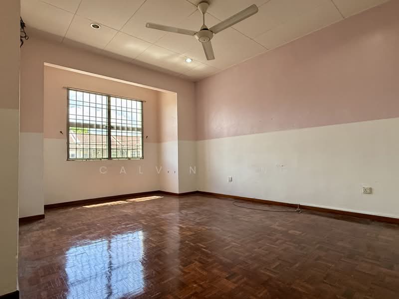 2-storey Terraced House for Rent in Bandar Laguna Merbok (Sungai Petani) - Calvin Fong - Master bedroom - PropertyGuru.com.my