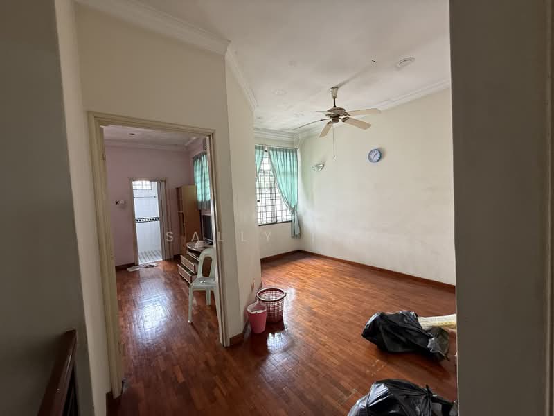 2-storey Terraced House for Sale in Taman Molek (Johor Bahru) - Sally Tuo - PropertyGuru.com.my