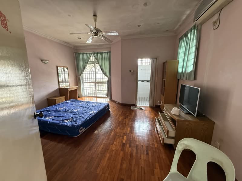 2-storey Terraced House for Sale in Taman Molek (Johor Bahru) - Sally Tuo - PropertyGuru.com.my