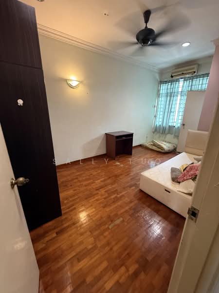 2-storey Terraced House for Sale in Taman Molek (Johor Bahru) - Sally Tuo - PropertyGuru.com.my