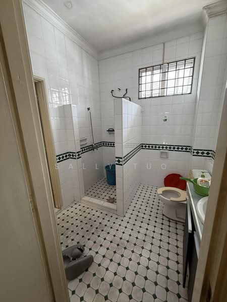 2-storey Terraced House for Sale in Taman Molek (Johor Bahru) - Sally Tuo - PropertyGuru.com.my