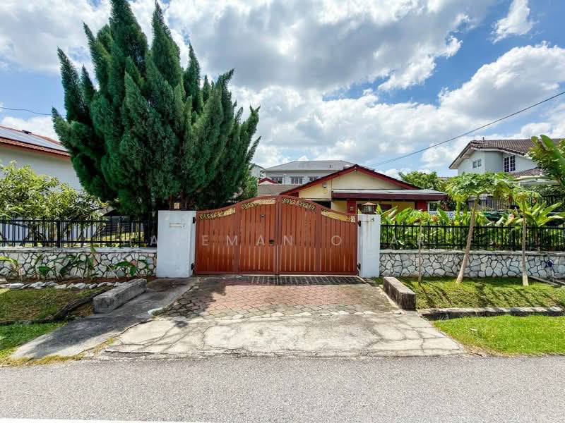 Bungalow for Sale in Kampung Tunku (Petaling Jaya) - Hazeman Omar - Exterior - PropertyGuru.com.my