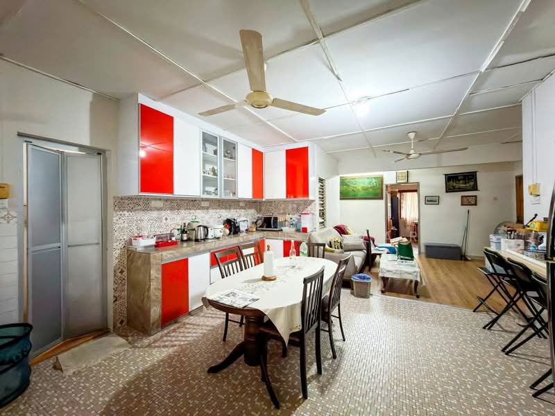 Bungalow for Sale in Kampung Tunku (Petaling Jaya) - Hazeman Omar - Kitchen - PropertyGuru.com.my