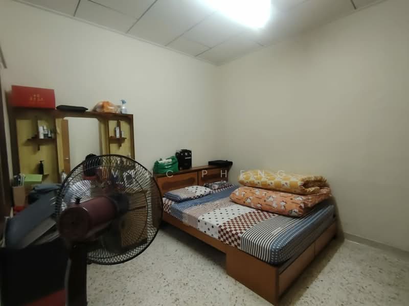 1-storey Terraced House for Sale in Taman Harta Pertama (Bukit Baru) - Vinc Pheng - Bedroom - PropertyGuru.com.my