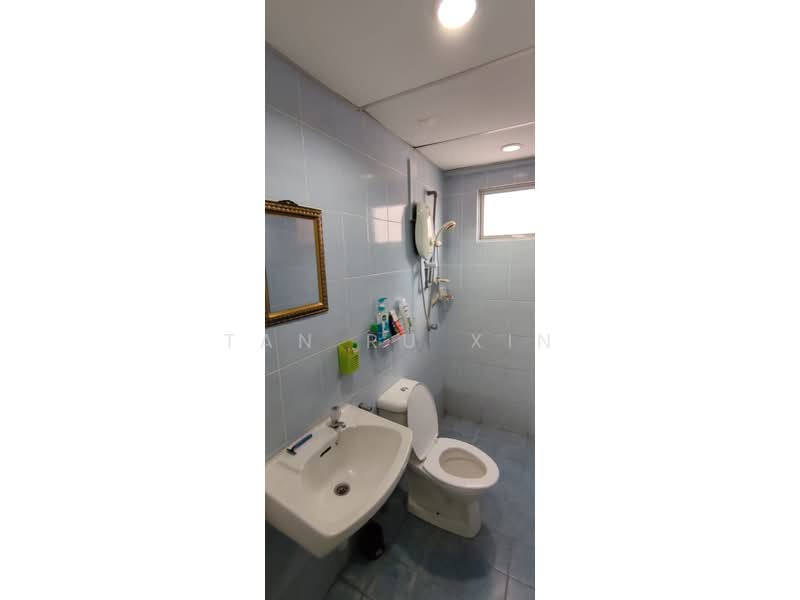 Kondominium untuk Dijual di Angkasa Condominiums - Tan Ru Xin - Bathroom - PropertyGuru.com.my