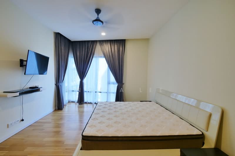 Kediaman Servis untuk Dijual di St Mary Residences - Angela Lee - Bedroom - PropertyGuru.com.my