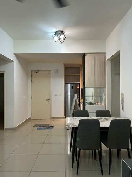 Kondominium untuk Disewa di Lakeville Residence - Yi Jun Cham - Dining Room - PropertyGuru.com.my