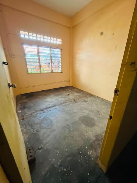 Shop for Rent in Kampung Duku (Pontian) - Kay Ng - Interior - PropertyGuru.com.my