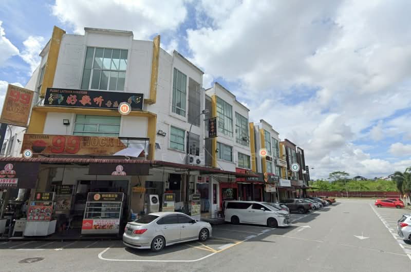 Shop / Office for Sale in Taman Mutiara Mas (Skudai) - Steve Tey - Exterior - PropertyGuru.com.my