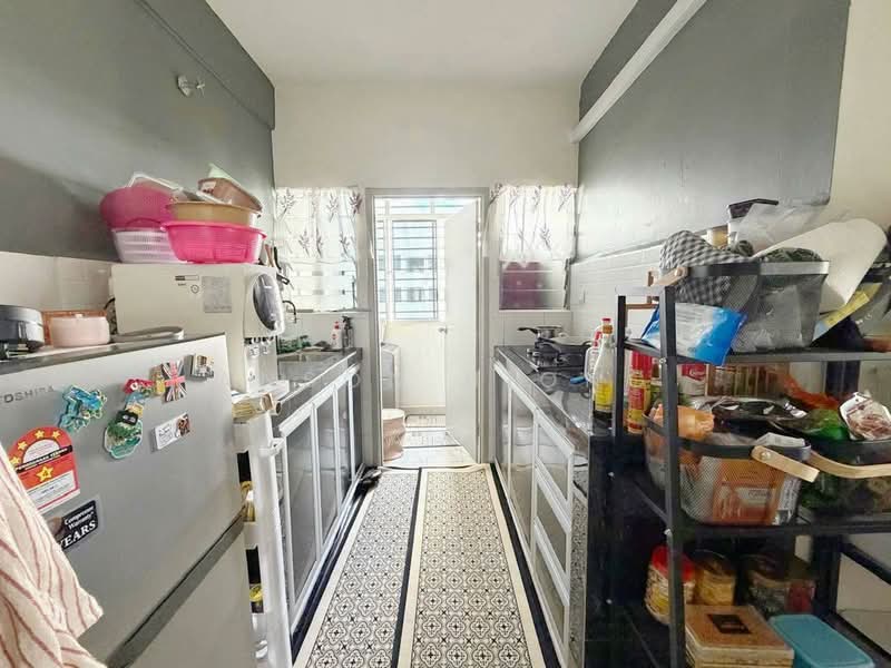 Pangsapuri untuk Dijual di Denai Nusantara Apartment - Anson Hiong - Kitchen - PropertyGuru.com.my