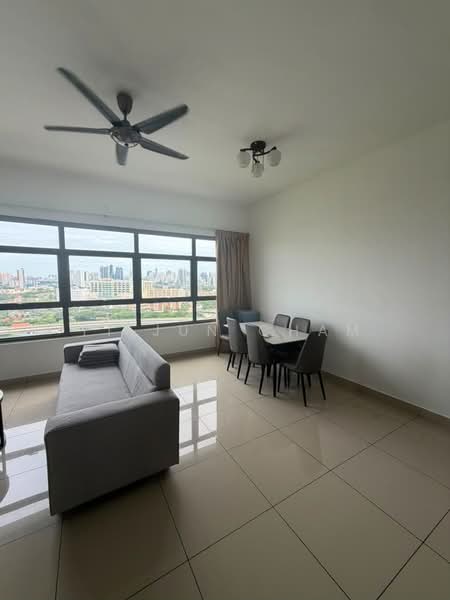 Kondominium untuk Disewa di Lakeville Residence - Yi Jun Cham - Living Room - PropertyGuru.com.my