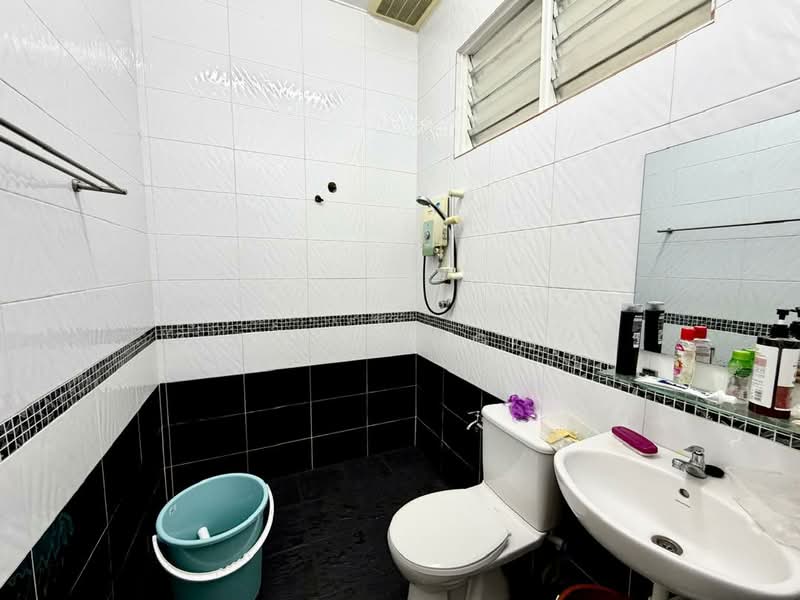 1-storey Terraced House for Sale in Taman Tun Dr Ismail (Kuala Lumpur) - Yin Peng . - PropertyGuru.com.my
