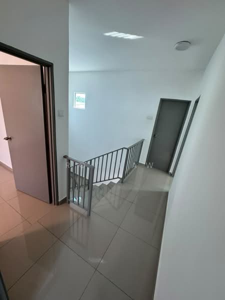 Rumah Teres 2 Tingkat untuk Disewa di Port Dickson (Negeri Sembilan) - Roy Law - Corridor - PropertyGuru.com.my
