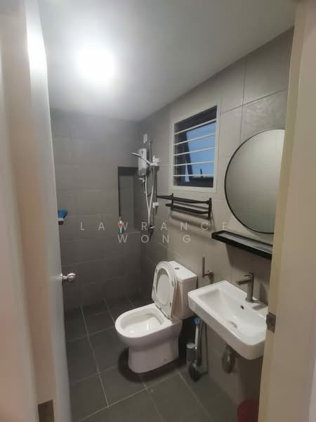 Kondominium untuk Disewa di Sky Awani Residensi 1 - Lawrance Wong - Bathroom - PropertyGuru.com.my