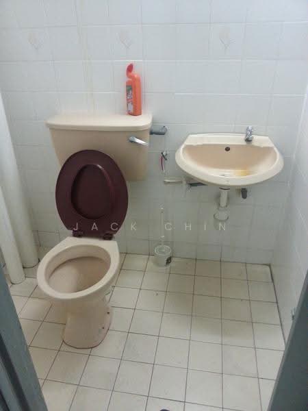 Apartment for Sale at Pangsaria Apartment - Jack Chin - Bathroom - PropertyGuru.com.my