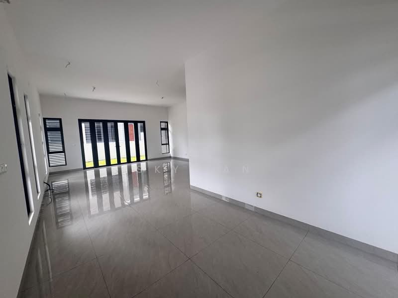 Semi-Detached House for Sale in Bandar Uda Utama (Johor Bahru) - Sky Tan - Interior - PropertyGuru.com.my