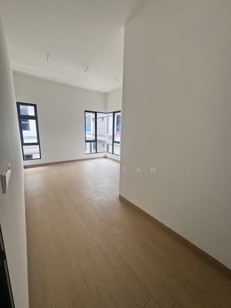 Semi-Detached House for Sale in Bandar Uda Utama (Johor Bahru) - Sky Tan - Interior - PropertyGuru.com.my