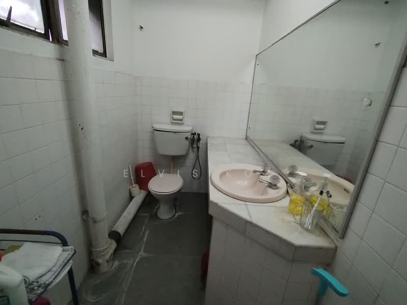 Office for Sale in Pandan Jaya (Ampang) - Elvis Kok - Bathroom - PropertyGuru.com.my