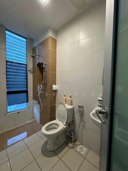Kondominium untuk Disewa di The Seed Taman Sutera Utama - Jessy Koh - Bathroom - PropertyGuru.com.my