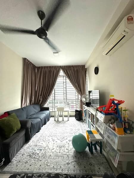 Kondominium untuk Disewa di The Seed Taman Sutera Utama - Jessy Koh - Living Room - PropertyGuru.com.my