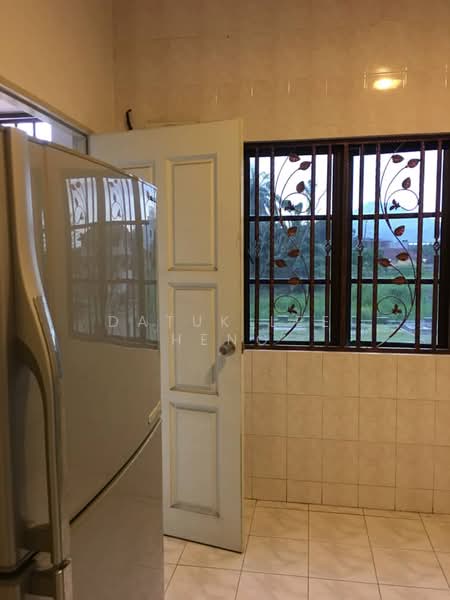 Condominium for Rent at Rayaria - Datuk Lee Heng - Kitchen - PropertyGuru.com.my