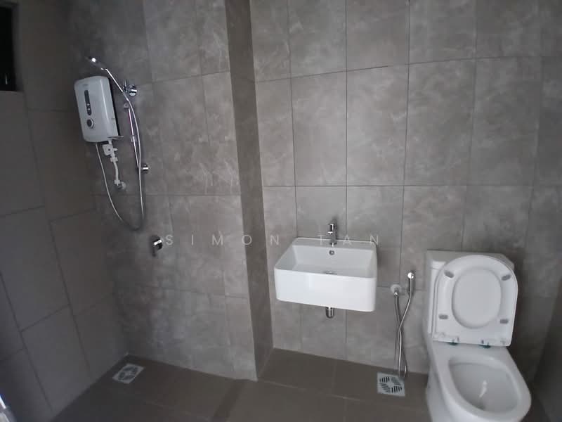 Condominium for Sale at Tuai Timur - Simon Tan - Bathroom - PropertyGuru.com.my