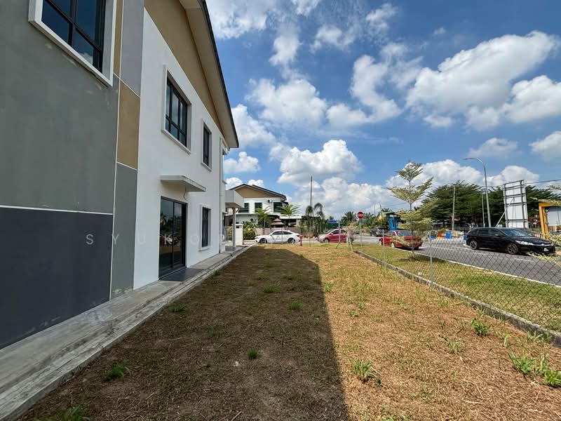 Rumah Teres 2 Tingkat untuk Dijual di Telok Panglima Garang (Selangor) - Syukor Hartanah - Exterior - PropertyGuru.com.my
