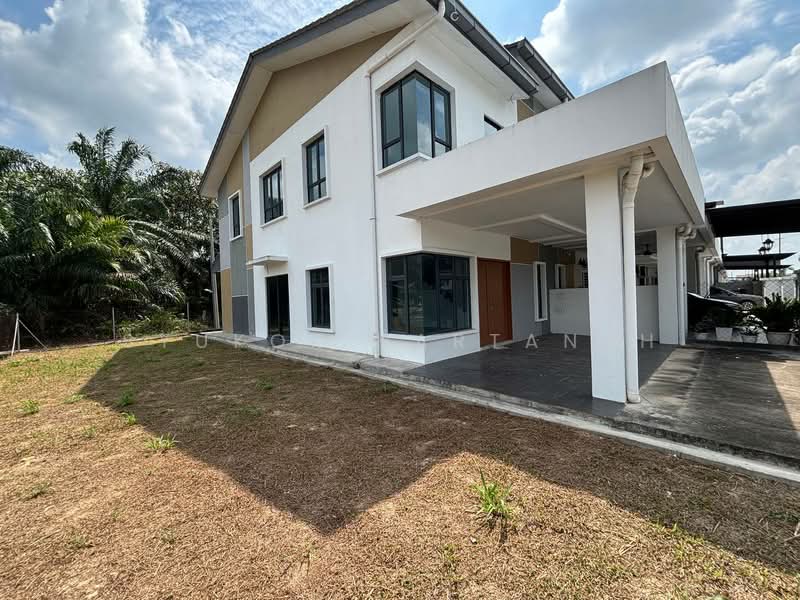 Rumah Teres 2 Tingkat untuk Dijual di Telok Panglima Garang (Selangor) - Syukor Hartanah - Exterior - PropertyGuru.com.my