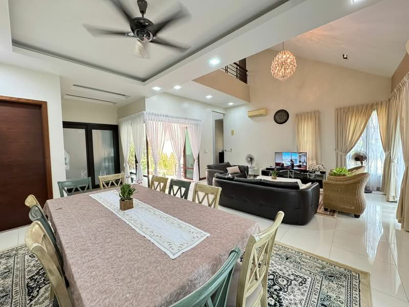 Rumah Berkembar untuk Dijual di Bukit Jelutong (Shah Alam) - Khairol Awang - PropertyGuru.com.my