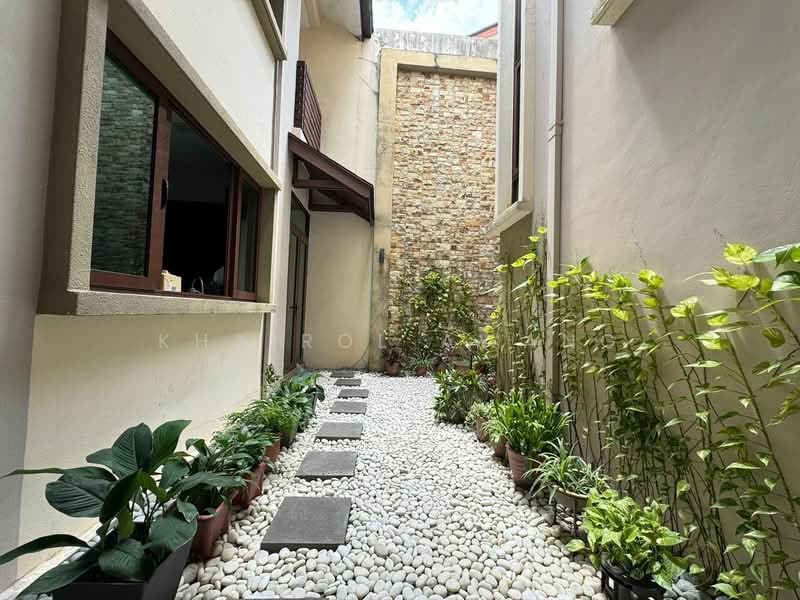 Rumah Berkembar untuk Dijual di Bukit Jelutong (Shah Alam) - Khairol Awang - PropertyGuru.com.my