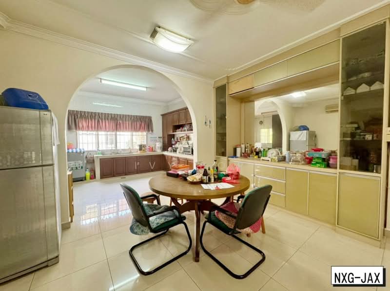 Rumah Banglo untuk Dijual di Taman Johan Setia (Klang) - Ivy Por - Kitchen - PropertyGuru.com.my